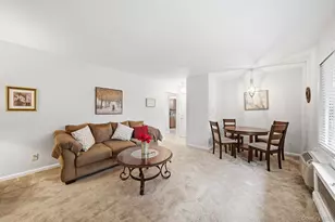 172 Edmunton, North Babylon, NY 11703 - Photo 3