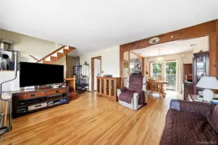 100 Harrisburg St, Bay Shore, NY 11706 - Photo 13