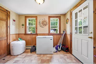 7 Highland Avenue, Kerhonkson, NY 12446 - Photo 9