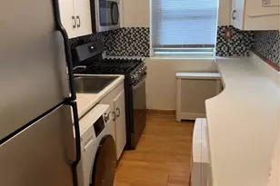 26047 73, Glen Oaks, NY 11004 - Photo 3