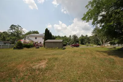 825 Peenpack Trail, Sparrow Bush, NY 12780 - Photo 31
