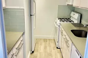 330 E 33rd St, New York, NY 10016 - Photo 7