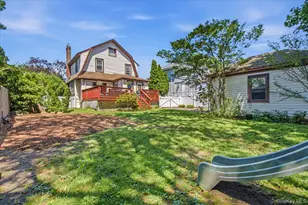 33 Rogers Pl, Floral Park, NY 11001 - Photo 19
