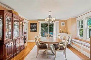 33 Rogers Pl, Floral Park, NY 11001 - Photo 5