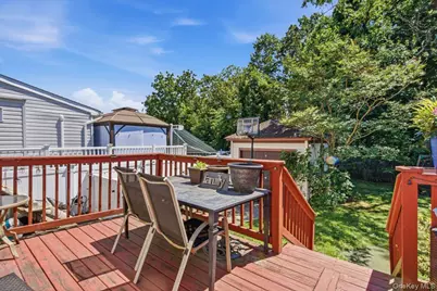 33 Rogers Place, Floral Park, NY 11001 - Photo 17