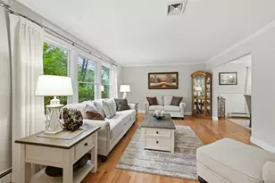 135 Oakwood Rd, Port Jefferson, NY 11777 - Photo 9