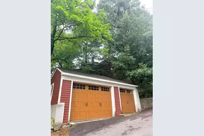 16 Grove Road, White Plains, NY 10603 - Photo 3
