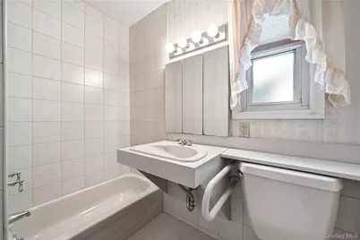 398 Ocean Avenue, Massapequa, NY 11758 - Photo 13