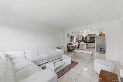 109 Wakefield Avenue, Yonkers, NY 10704 - Photo 3