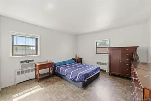 109 Wakefield Ave, Yonkers, NY 10704 - Photo 13