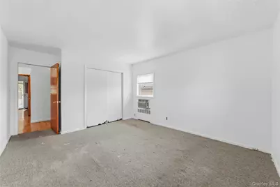 109 Wakefield Avenue, Yonkers, NY 10704 - Photo 33