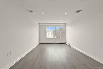 12009 Riviera Court #10B, College Point, NY 11356 - Photo 23