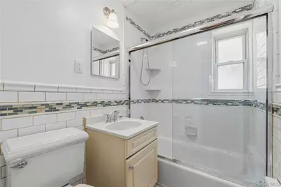 817 Quincy Avenue, Bronx, NY 10465 - Photo 17