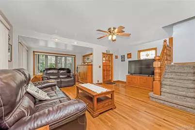 7815 Woodhaven Boulevard, Ridgewood, NY 11385 - Photo 3