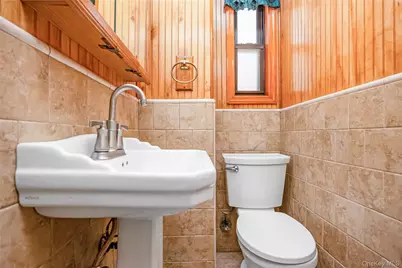 7815 Woodhaven Boulevard, Ridgewood, NY 11385 - Photo 9
