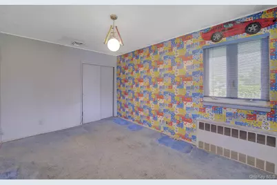 38 Center Drive, Syosset, NY 11791 - Photo 23
