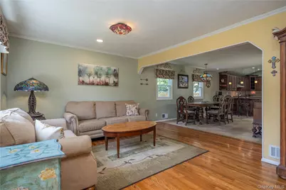 67 Pearce Parkway, Pearl River, NY 10965 - Photo 5