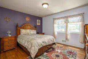 67 Pearce Pkwy, Pearl River, NY 10965 - Photo 17