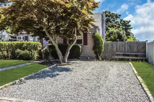 9 Kays Ct, North Babylon, NY 11703 - Photo 3