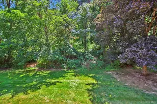 101 Elmcrest Dr, Fishkill, NY 12524 - Photo 33