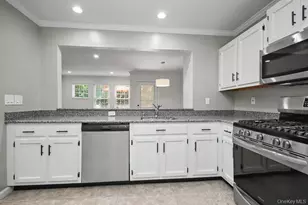 101 Elmcrest Dr, Fishkill, NY 12524 - Photo 15