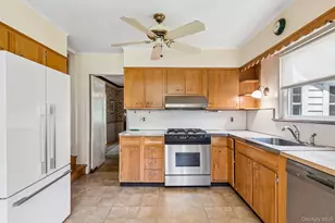 120 William St, East Williston, NY 11596 - Photo 9