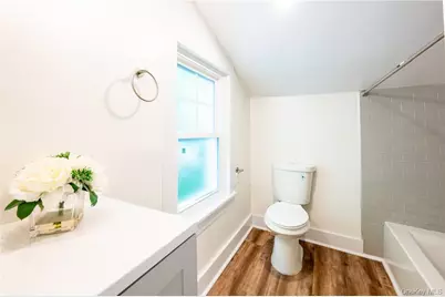 223 Fourth Avenue, Pelham, NY 10803 - Photo 19