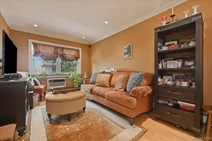 11-63 129th St, College Point, NY 11356 - Photo 5