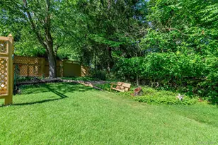 30 Dalewood Dr, Hartsdale, NY 10530 - Photo 37