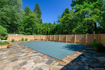 30 Dalewood Drive, Hartsdale, NY 10530 - Photo 33