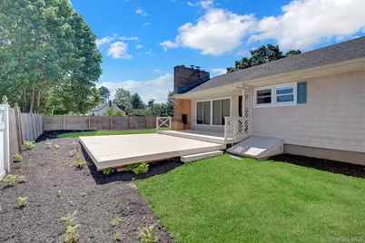 12 Bainbridge Avenue, Melville, NY 11747 - Photo 9