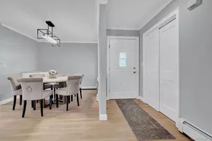 12 Bainbridge Ave, Melville, NY 11747 - Photo 19