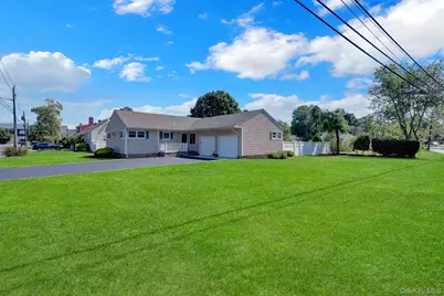 12 Bainbridge Avenue, Melville, NY 11747 - Photo 5