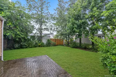 69 Virginia Street, Valley Stream, NY 11580 - Photo 25