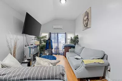 1076 Gipson Street, Far Rockaway, NY 11691 - Photo 17