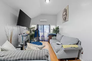 10-76 Gipson St, Far Rockaway, NY 11691 - Photo 17