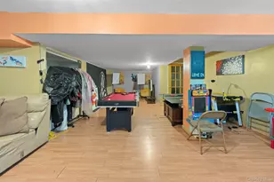 10-76 Gipson St, Far Rockaway, NY 11691 - Photo 23