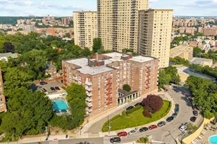 601 Kappock St, Bronx, NY 10463 - Photo 1
