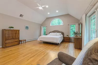 63 W Meadow Road, East Setauket, NY 11733 - Photo 17