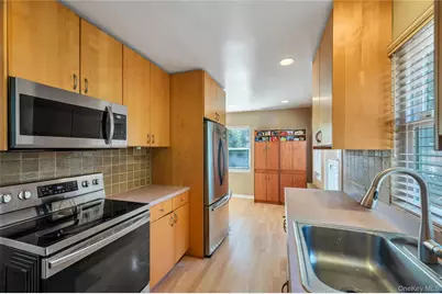 40 Columbia Street, Bethpage, NY 11714 - Photo 7