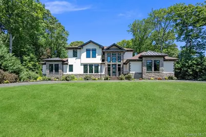 21 Arista Drive, Dix Hills, NY 11746 - Photo 3