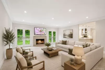 21 Arista Drive, Dix Hills, NY 11746 - Photo 9