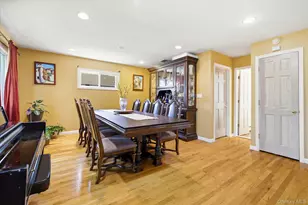 119 Caroline Ave, Franklin Square, NY 11010 - Photo 17