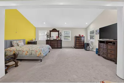 208 Newburgh Avenue, Medford, NY 11763 - Photo 21