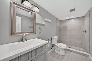 208 Newburgh Ave, Medford, NY 11763 - Photo 29