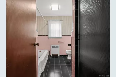8026 217th Street, Hollis, NY 11427 - Photo 23