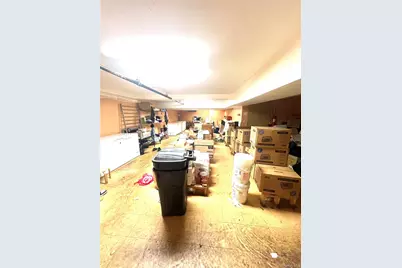 9022 161st Street, Jamaica, NY 11432 - Photo 5