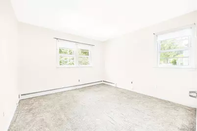 21 Pomander Drive, White Plains, NY 10607 - Photo 19