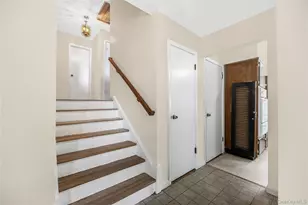 21 Pomander Dr, White Plains, NY 10607 - Photo 25