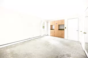 21 Pomander Dr, White Plains, NY 10607 - Photo 15